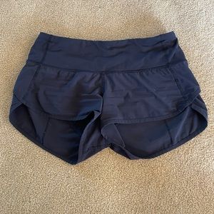 Lululemon black speed up shorts